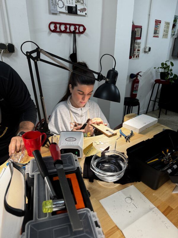 Clases trimestrales: Metal y Soldadura