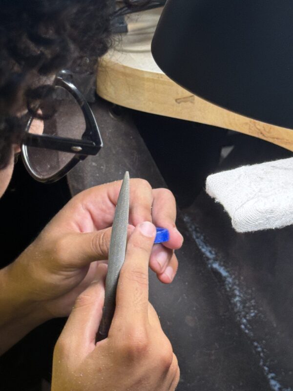 Iniciación a la joyería: Talla tu anillo en cera
