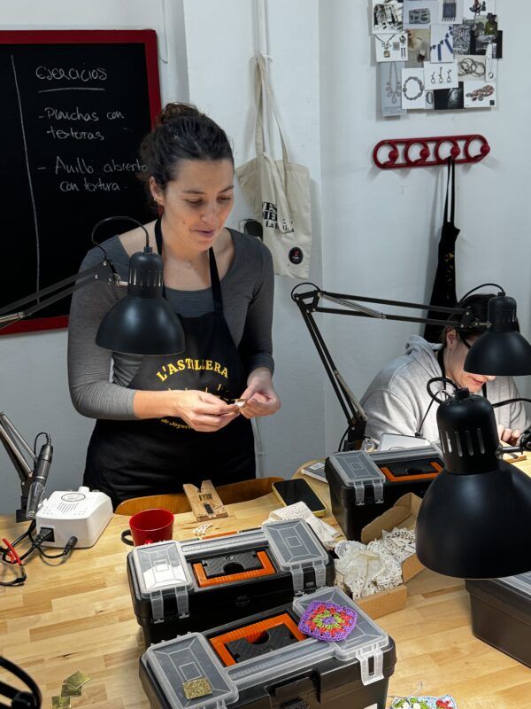 Clases trimestrales: Metal y Soldadura